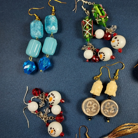 Assorted Jewelry Lot - Picture 2 of 16